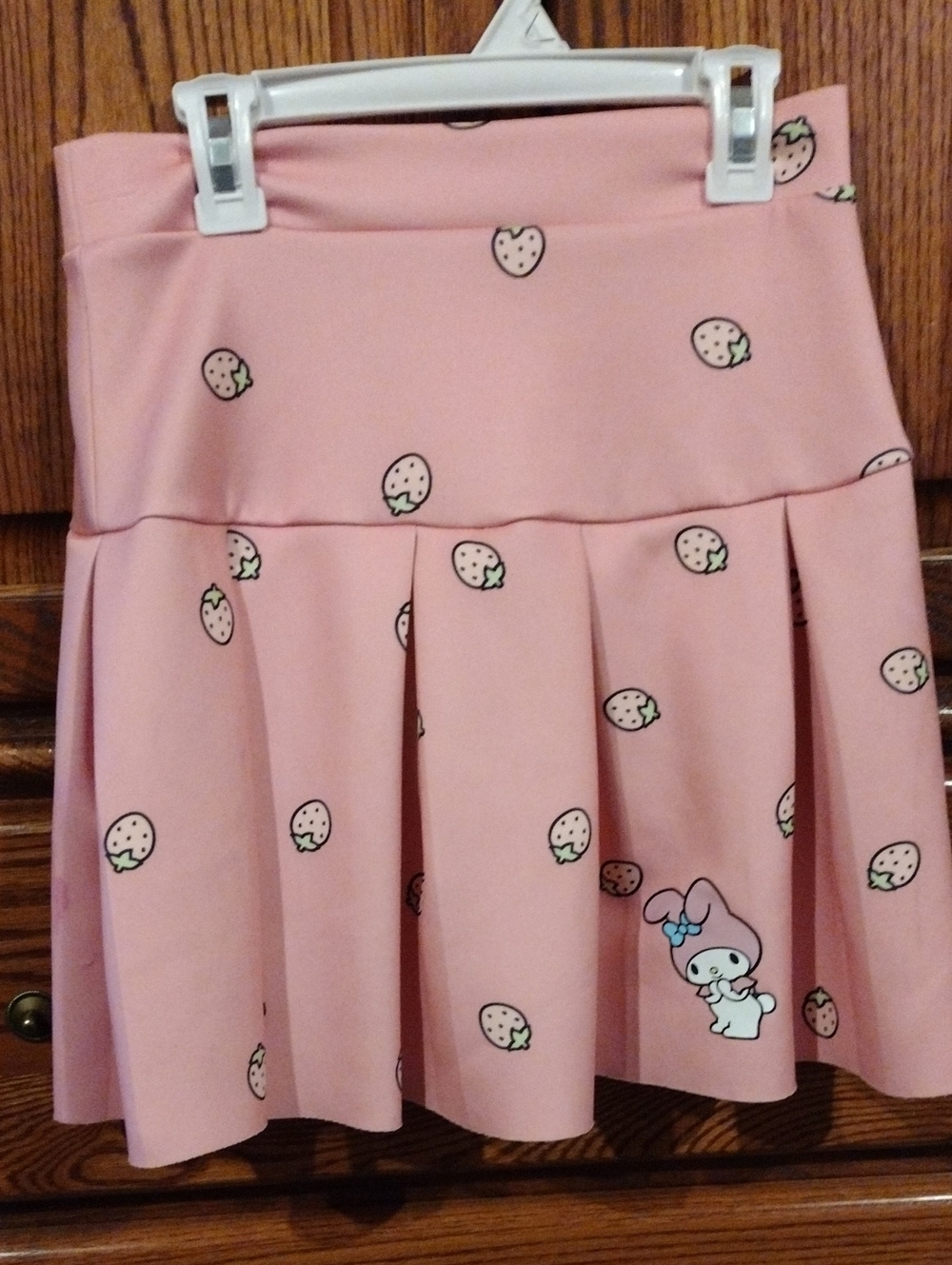 My Melody Sanrio Pink Strawberry Print Pleated Skirt. Size Medium. Never Worn